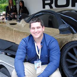 Un Zonda de 100 mil monedas y 500 mil soldaduras