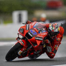 Miller apareció en el segundo ensayo