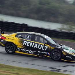 "El auto funciona muy bien con piso húmedo”