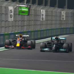 Hamilton le ganó la pulseada a Max