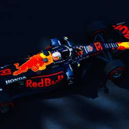 Verstappen picó en punta