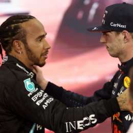 Hamilton: “Jamás nos rendimos”