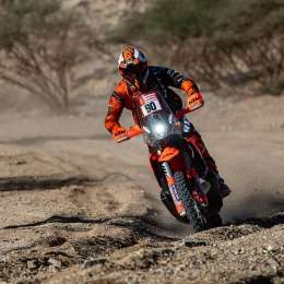 Al final, Petrucci corre