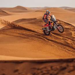 Kevin Benavides descuenta en la general