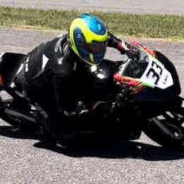 Rafael Moro probó un Superbike Argentino