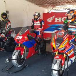 Honda salió a pista
