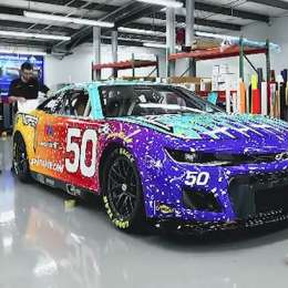 Nascar sancionó a Mayweathers