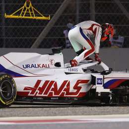 Haas retiró el logo de su sponsor ruso