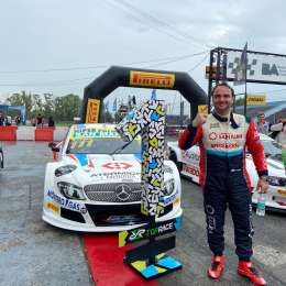 Persia acertó con los neumáticos y ganó el Sprint