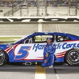 Nascar: el equipo campeón corre para Ucrania