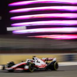 Haas siguió y Magnussen marcó lo mejor