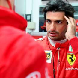 Ferrari quiere renovar con Carlos Sainz