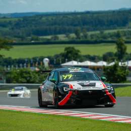 Pole para Reis en Velo Cittá