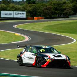 Reis y un triunfo aplastante en Velo Cittá