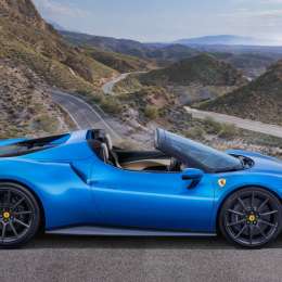 Ferrari 296 GTS: 830 HP híbrido y descapotable