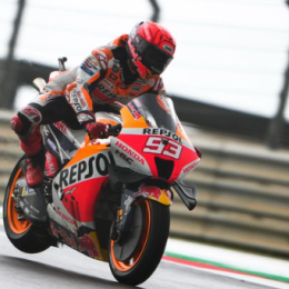 Márquez lideró la FP1 bajo la lluvia