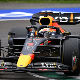 Verstappen se llevó todo en Imola