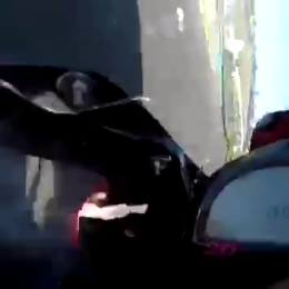 Espectacular caída de Gandola, a bordo