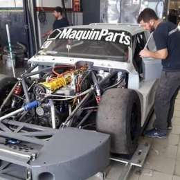 Trabajan en la Dodge y les llegó el Torino