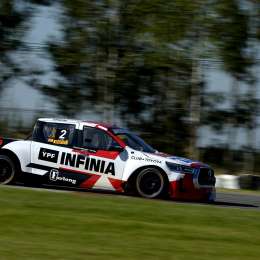 Jakos, el poleman platense