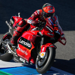 Bagnaia, de punta a punta