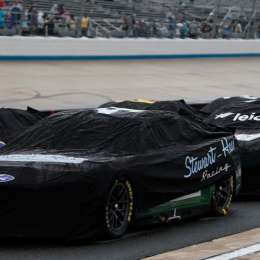 Nascar, postergado por lluvia