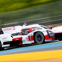 El Toyota nro 7, adelante en clasificación