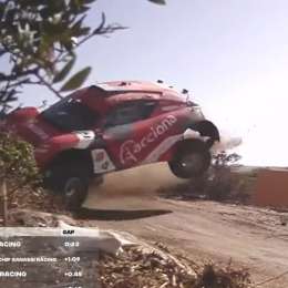VIDEO: accidente y vuelco de Carlos Sainz; derivado al hospital