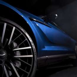 Pirelli calza el Aston Martin DBX707, el SUV de lujo