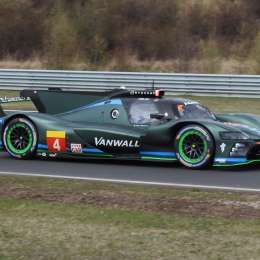 Esteban Guerrieri probó un HyperCar en Oschersleben