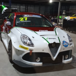 Dos nuevos autos para el TCR South America