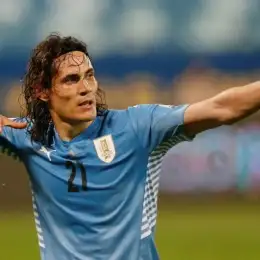 Peñarol irá a la carga por Edinson Cavani