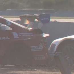 VIDEO: insólito toque cuando la carrera estaba neutralizada