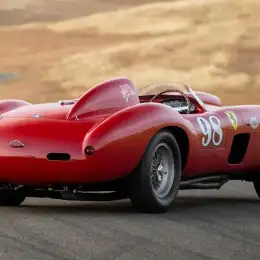 Pagaron U$D 22.005.000 una Ferrari que condujo Fangio