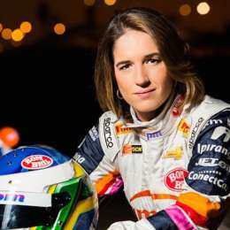 Bía Figueiredo: “Desde la FIA, trabajamos para tener más mujeres en el automovilismo”