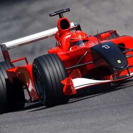 VIDEO: F1: cuando Ferrari cambió el tradicional rojo, ¿por qué lo hizo?