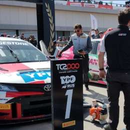 Barrio y Toyota festejaron en la final del TC2000 en El Villicum