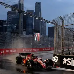 F1: Leclerc y Ferrari, rápidos antes de clasificar en Singapur
