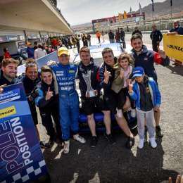 ¡Pezzini campeón del TCR South America!