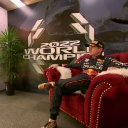Verstappen, en una definición insulsa de la F1: "¿Es verdad que soy campeón?"