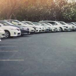 ¡Insólito! Olvidó donde estacionó su auto y no lo encuentra: ¿cuánto podría pagar de multa?