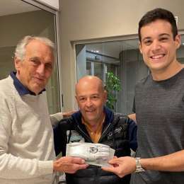 Top Race: el Museo Fangio le entregó un reconocimiento a Diego Azar