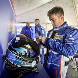 VIDEO: TC2000: la emotiva despedida de Llaver del equipo Chevrolet