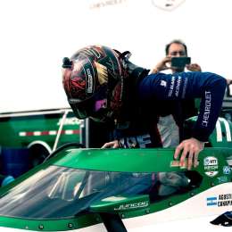 Grilla completa para la exhibición de Canapino con el IndyCar