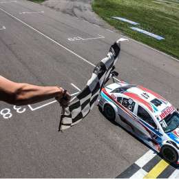 GALERIA: las mejores fotos del paso del Top Race por Concepción del Uruguay