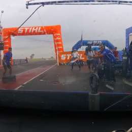 VIDEO: a bordo: Agustín Canapino vs. Julián Santero en boxes