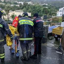 Polémica en Italia: un ministro confirmó 8 muertos por un alud pero el gobierno lo desmintió