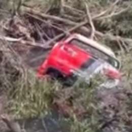 VIDEO: impresionante accidente en Uruguay: se quedó sin frenos y se incrustó contra los árboles