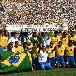 VIDEO:  Ayrton Senna, una inspiración de la F1 para el Brasil campeón del mundo de fútbol de 1994