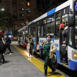 ¿Cómo funcionan los transportes y comercios por el feriado del 8 de diciembre?